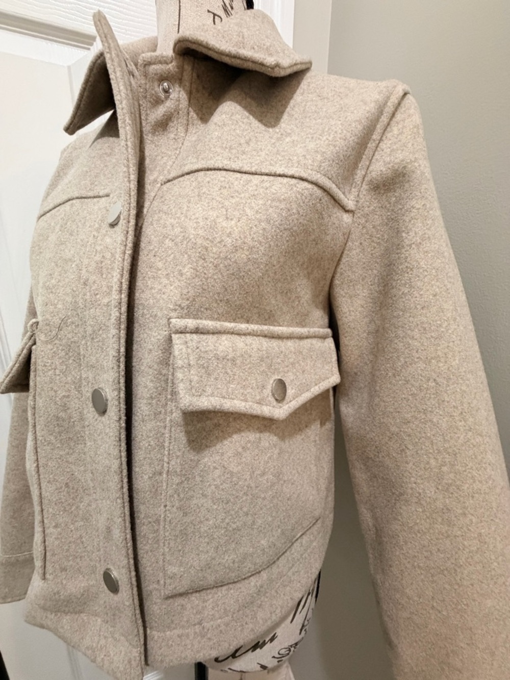 ZARA Cropped Utility Jacket – Soft Beige - Picture 6 of 13